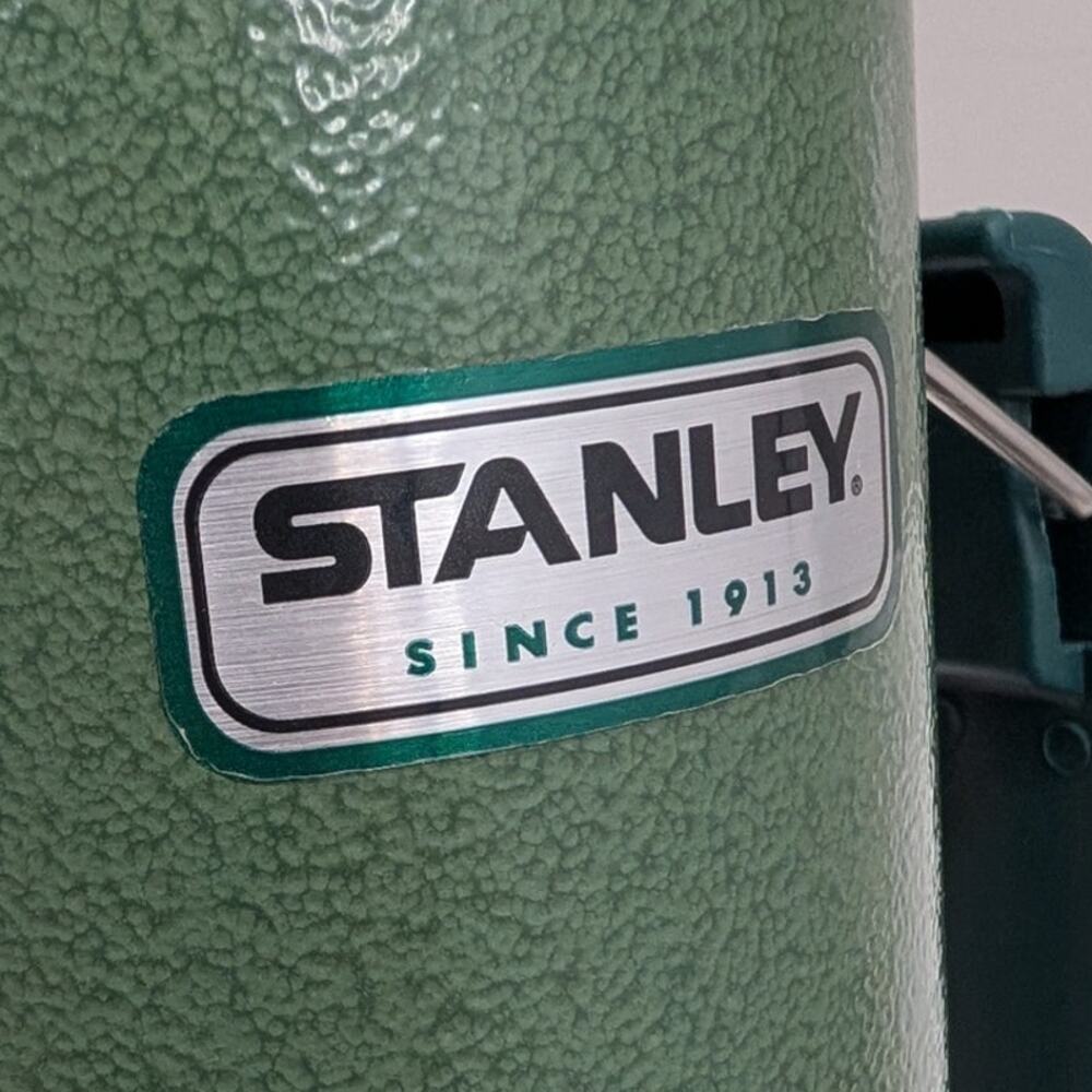 Stanley Classic Vacuum Bottle Thermos Hammertone Green Hiking Camping Heavy Duty - Picture 10 of 10
